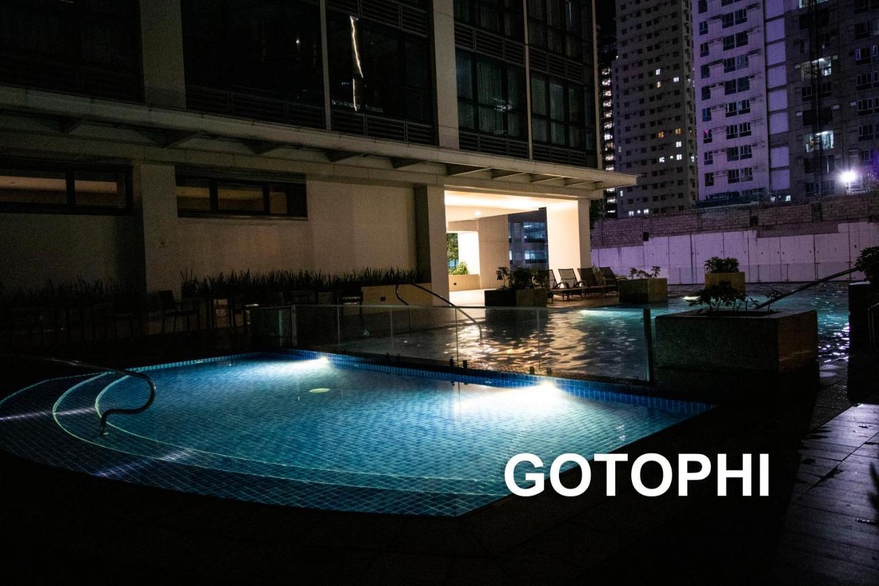 One Uptown Residence Taguig Exterior foto